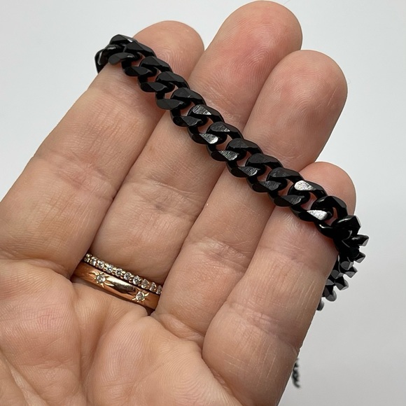 Black Finished Curb Chain Stainless Steel Bracelet - Picture 2 of 2